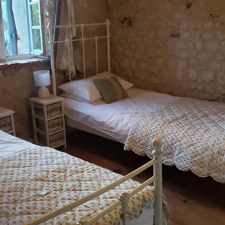 Maison D'amis بيت للعطل