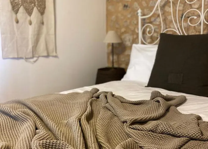 Maison D'amis بيت للعطل Salles-Lavalette