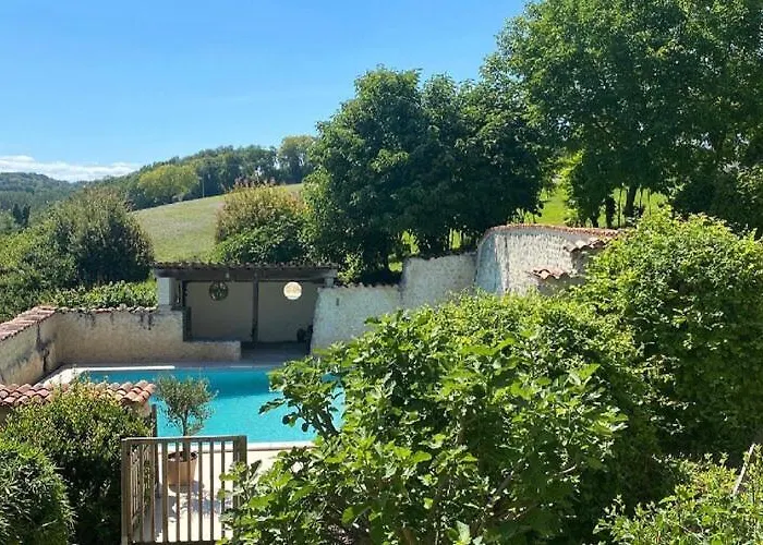 Maison D'amis بيت للعطل