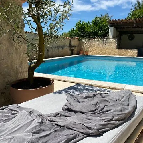 Maison D'amis بيت للعطل *